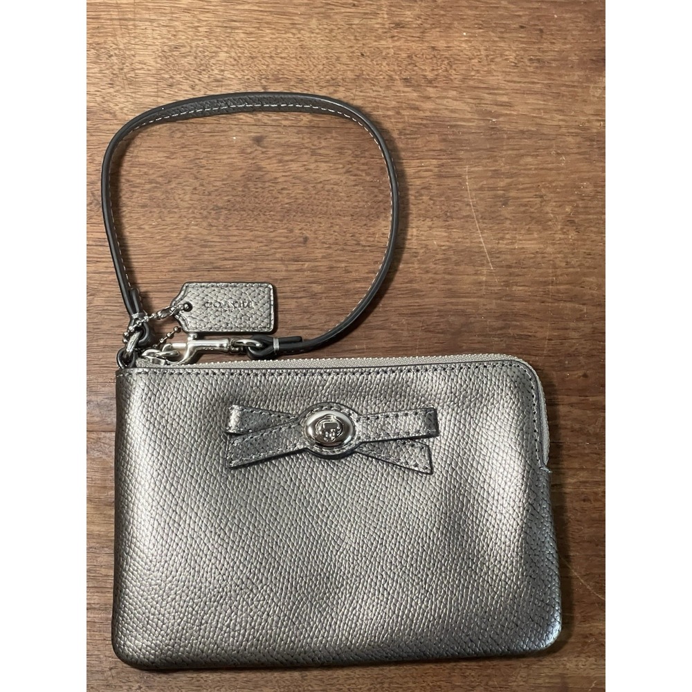 Coach Purse Wristlet Metallic Bow Grey Silver Club Party ID Holder  Y2K Coach Ta
